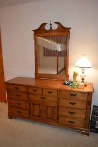 lot 172 image: Young Republic Maple Dresser and Mirror, see pictures 66 x 20 x 33 Tall and Mirror is 29w x 46 at Highest Point