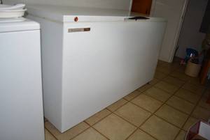 lot 97 image: Montgomery Ward Freezer Model FFTS939 00B