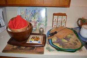 lot 88 image: Vintage Ceramic Spice Holder, Wooden Bowl Cutting Boards, Placemats and More