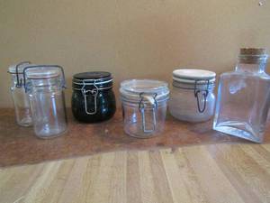 lot 40 image: Assorted size canisters with snap lid 1 with cork lid