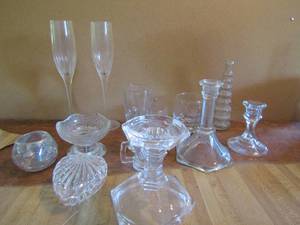 lot 50 image: Glass lot candle stick holders, trinkets, crown glasses, wine glasses