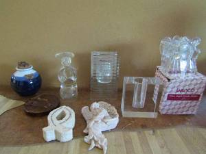 lot 85 image: Enesco glass angel candle holder, other angels and 2 glass oil burners