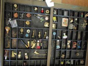 lot 107 image: Wall shelf 17x23 has mini beer mug, flask, music box, perfume, wash tub tea pot and more