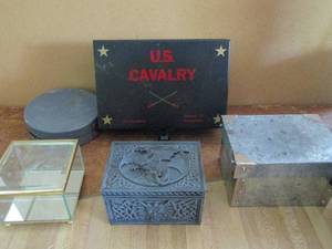 lot 112 image: Glass box, US Calvery box, divided box, metal index card box summit dragon box