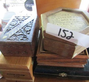 lot 152 image: Lot of sewing boxes
