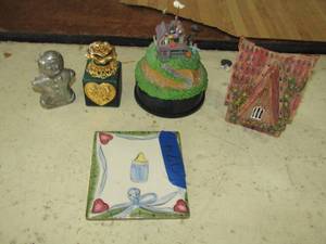 lot 174 image: 2 mini house 4 dcor vintage perfume bottle metal ginger man