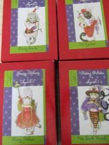 lot 230 image: 4 NIB Fancy felines