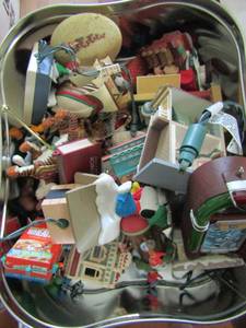 lot 262 image: Christmas tin full of mini ornaments