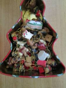 lot 263 image: Christmas tin full of mini ornaments