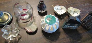 lot 297 image: Fish bow, heart trinkets green vase and more