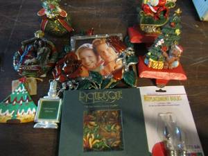 lot 329 image: Rose  4x11 framed 2 stocking holders christmas dcor