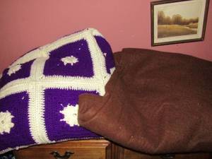 lot 341 image: Purple and white afghan and brown blanket