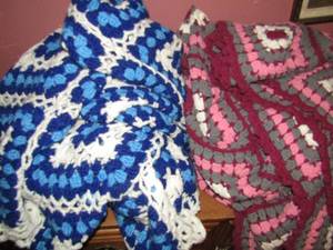 lot 342 image: 2 throws- blue and white& gray pink purple
