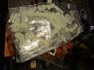 lot 363 image: Lot of Halloween glow in the dark dcor