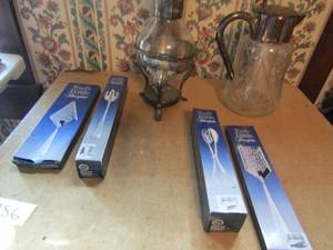 lot 386 image: 4 silver plated serving set, glass and silver  tea pitcher, serving pitcher with stand