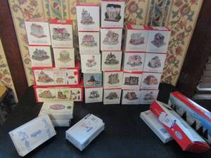 lot 387 image: Generous quantity American Collection Village houses and trees plus liberty falls pewter figures