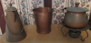 lot 429 image: Copper set, tea kettle, large vasepot, stew kettle with base