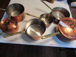 lot 458 image: 6 copper pots 2 with lids