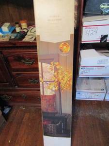 lot 483 image: Pier 1 imports prelit maple leaf tree 3 11