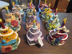 lot 484 image: Blue Sky birthday cake candle holders 12 piece set