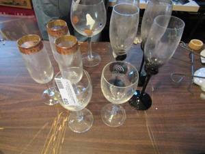lot 490 image: Lot of wine glasses- long stem, crystal, 24K trimmed and more