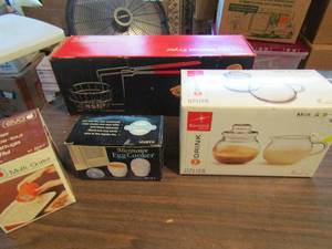lot 492 image: Kitchen acc.-Tortilla basket fryer, milk and sugar, cannister set, microwave egg cooker and more
