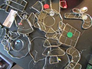 lot 534 image: Christmas- wreath clear ornaments, candles, angels, and more
