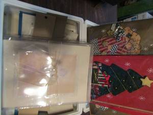 lot 562 image: Vintage stamps and mounting  strips plus angel cards and stationary