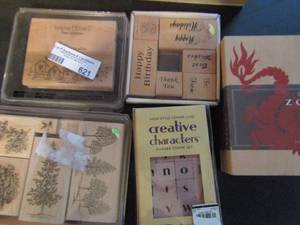lot 622 image: 3 boxes of essential oils