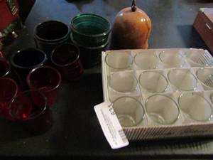 lot 631 image: 21 votive candles and ceramic hanging fax bell