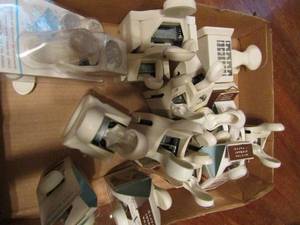 lot 647 image: Martha Stewart paper hole punch stamps some NIP 16 total