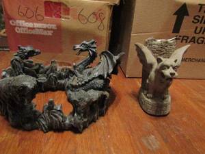 lot 648 image: Dragon and gargoyle statue plus 2 headed dragon figurine