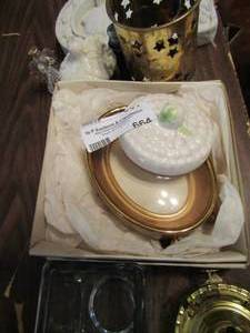 lot 664 image: Misc. lot- picture frame, art, wall plaque, angels oil lamp and more