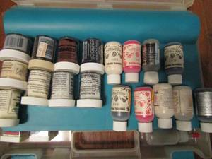 lot 701 image: Craft case containing glitter embossing powder and paint