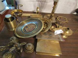 lot 720 image: Brass lot- wall hanging bell candle stick holder x 3 oil genie