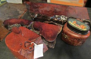 lot 728 image: Wooden raw edge trinkets 2 have double sides heart shape trinket box and wooden spoon