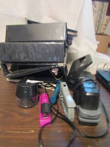 lot 731 image: Bostich electric stapler 2 hand staples assorted 3 ring binders