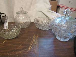 lot 747 image: Covered candy dish nut bowl diamond cut bowl covered floral cut bowl