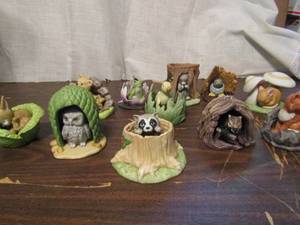 lot 756 image: Woodland surprises porcelain animals x 11