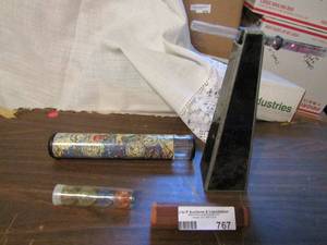 lot 767 image: Kaleidoscope x3