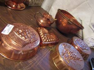 lot 791 image: Copper mixing bowls, 4 food molds 1 teapot