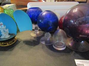 lot 835 image: 6 candle holders and a castle egg
