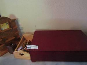 lot 839 image: Misc. lot- wooden organizing case, trinket box basket and more
