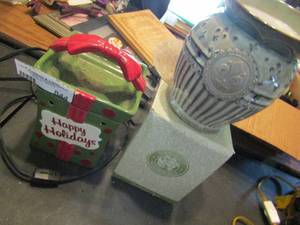 lot 844 image: 3 scentsy warmers