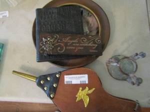 lot 889 image: Tiger framed plate, vintage fire starter, Nook no charging cord and more