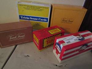 lot 910 image: Trivial pursuit x 5- welcome to America, USA, celebrity, genius 2 sense cards