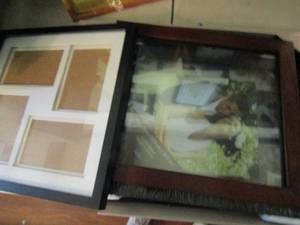 lot 943 image: Large collage frame