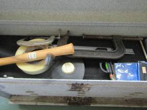 lot 983 image: Large metal tool box with misc. tools (mallet, clamps, jigsaw blades etc.)