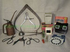 lot 121 image: Vintage tools and viewmaster plus