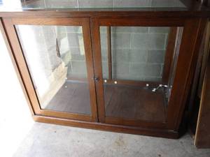 lot 14 image: VINTAGE-VERY LARGE- DOUBLE FRONT GLASS DOORS, GLASS AND WOOD FRAME AND FLOOR DISPLAY CABINET